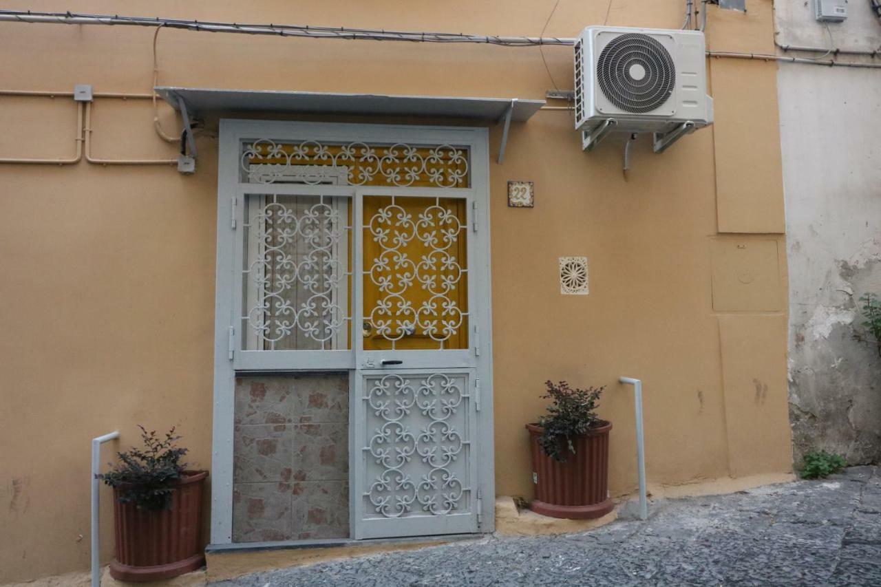 Giallo Napoli Dış mekan fotoğraf